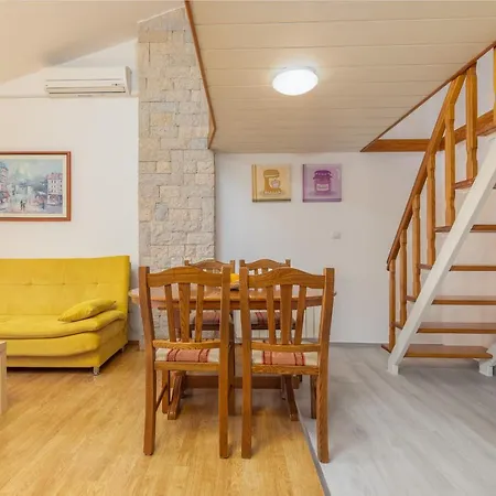 Josipovic Apartment *