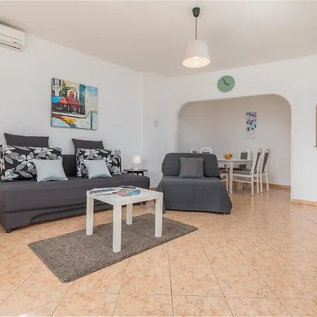 Josipovic Apartamento Fažana