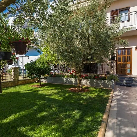 Apartment Josipovic Fazana