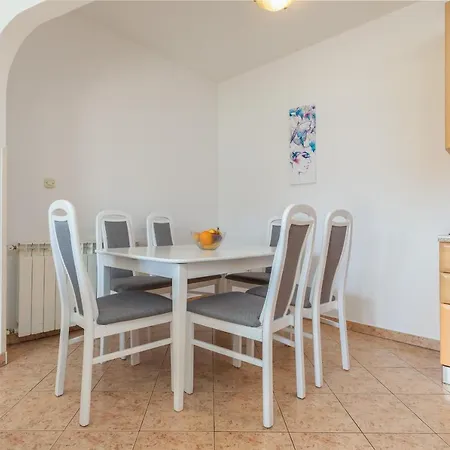 Josipovic Apartamento *